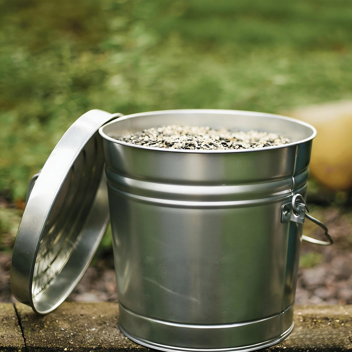 6 Gallon Galvanized Steel Storage Can with Locking Lid A866779