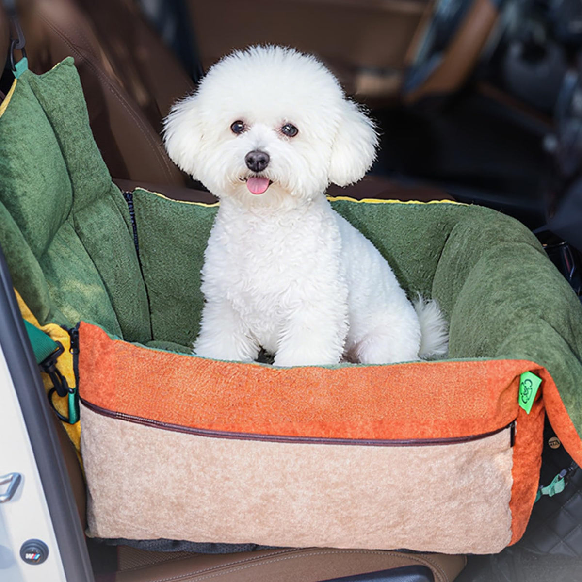 2-in-1 Elevated Dog Car Seat V131620